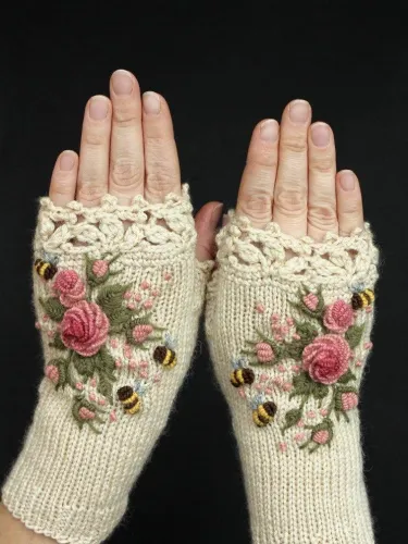 White Sweet Cotton-Blend Gloves & Mittens