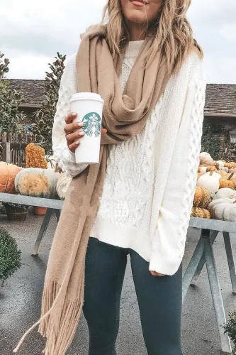 Fashion pure color twist knitting a sweater