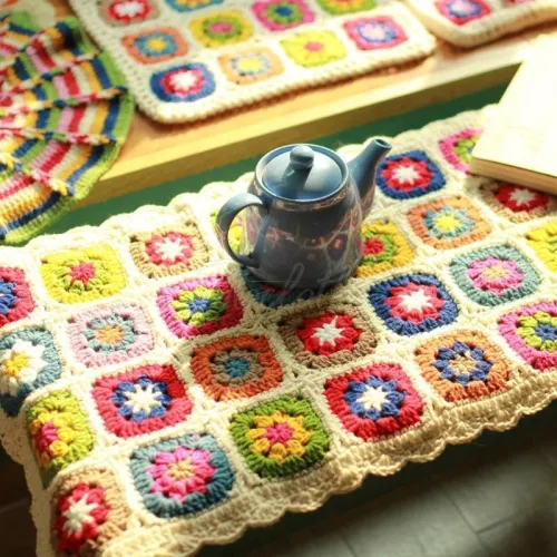 Daisy Lace Sofa Cushion