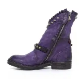 Women  Vintage and Comfortable Boots With Buckle