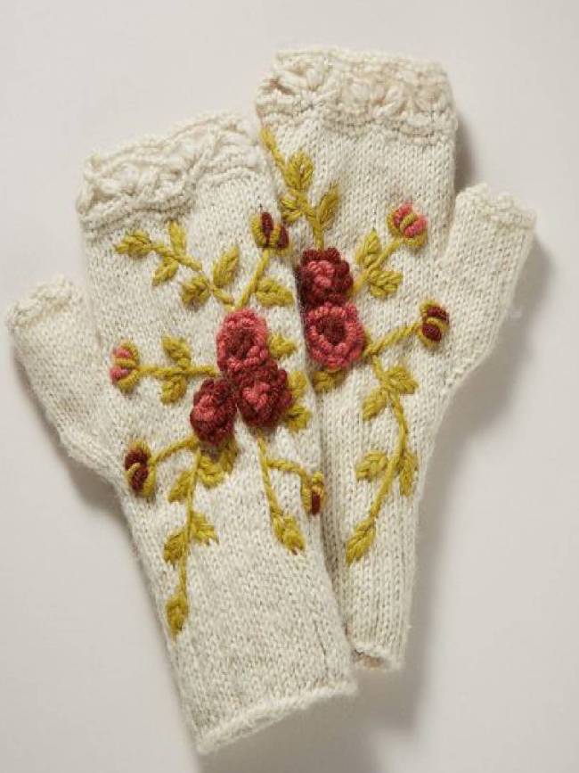 White Floral Knitted Casual Gloves & Mittens