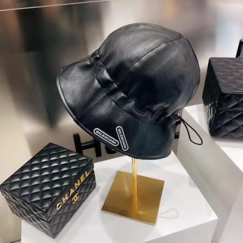 20冬季最新专柜款-balenciaga新款抽绳皮革渔夫帽,牛皮纹路感超强