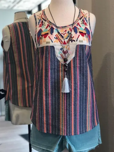 Shirts & Tops