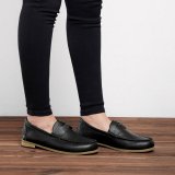 Women Vintage Slip On Loafers Low Heel PU Leather Loafers