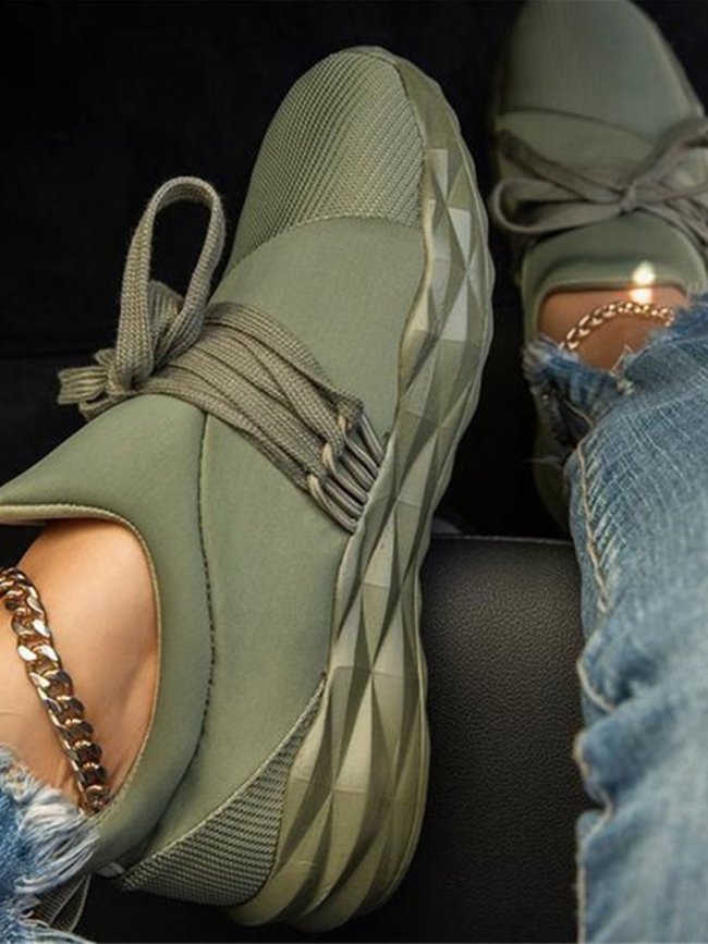 Daily Flat Heel Sneakers