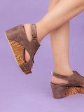 Plus Size Peep Toe PU Wedges Blocking Hook-Loop Wedge Sandals