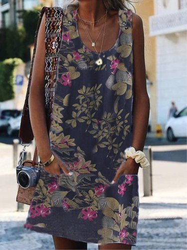 Vintage Floral Printed Sleeveless Pockets Plus Size Dress