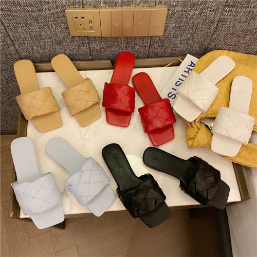 Summer woven slippers half-drag flat-bottomed square toe open-toed OL sandals for Womens outer wear