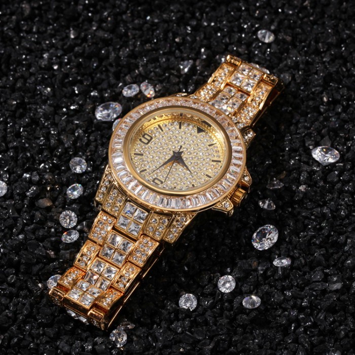 Mens bling-ed out 18k gold watch with crystal diamonds japan quartz movement waterproof 40mm