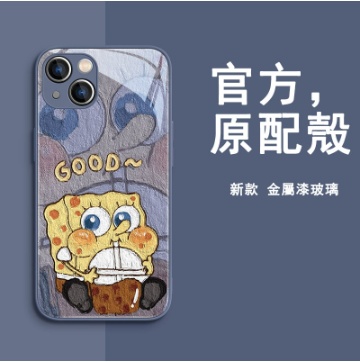 1【限時特惠 超多新款任選】iPhone高品質金屬漆玻璃可愛畫風保護殼，抗摔防刮 無指紋