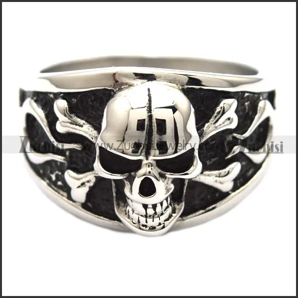 skull and crossbones jewelry r001139