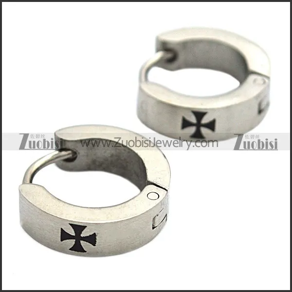 great nonrust steel Cutting Earring for Ladies - e000315