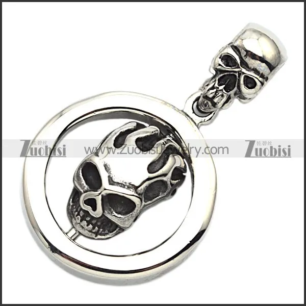 Two Skull Heads Pendant p002857