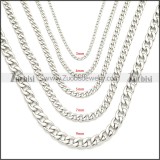 Stainless Steel Cuban Chain Necklace n003090SW5