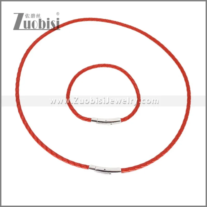 Leather Necklace and Bracelet Set s003101