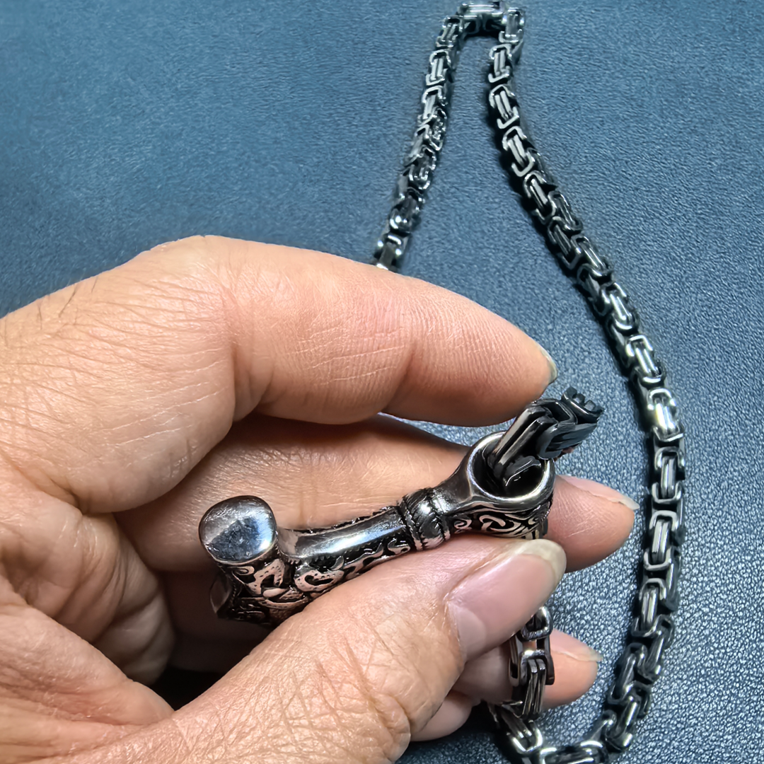 Hammer Pendant p008949 can match with 5mm Chain