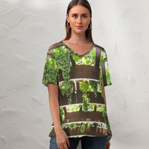 yanfind V Neck T-shirt for Women Flora Vine Vineyard Grapes Faistos Plant Hang Fruits Stock Free Wine Summer Top  Short Sleeve Casual Loose
