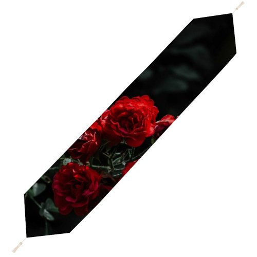 Yanfind Table Runner Blur Focus Beautiful Plant Delicate Flowers Depth Roses Field Growth Blooming Leaves Everyday Dining Wedding Party Holiday Home Decor