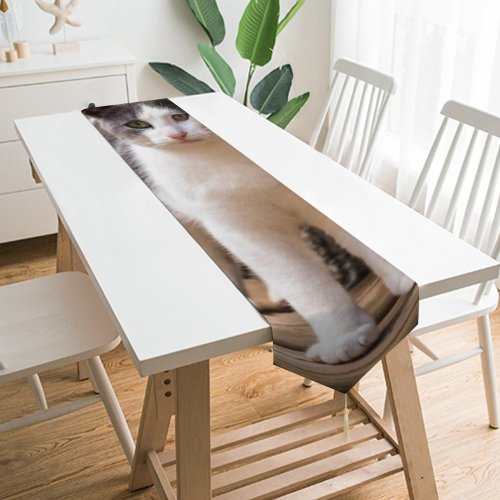 Yanfind Table Runner Young Kitty Grey Pet Wooden Outdoors Rocks Kitten Tabby Cute Floor Cat Everyday Dining Wedding Party Holiday Home Decor