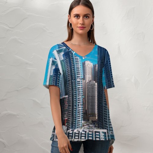 yanfind V Neck T-shirt for Women Dubai Cityscape Skyscrapers Metropolitan Urban Summer Top  Short Sleeve Casual Loose