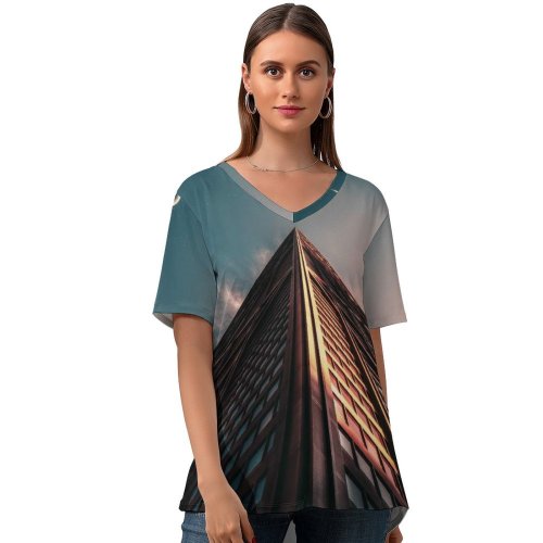 yanfind V Neck T-shirt for Women Benjamin Suter Architecture Building Skyscraper Crescent Moon Starry Sky Summer Top  Short Sleeve Casual Loose