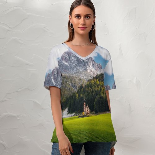 yanfind V Neck T-shirt for Women Daniel Seßler Church St Johann Villnoss Italy Alps Dolomites Mountain Range Snow Summer Top  Short Sleeve Casual Loose