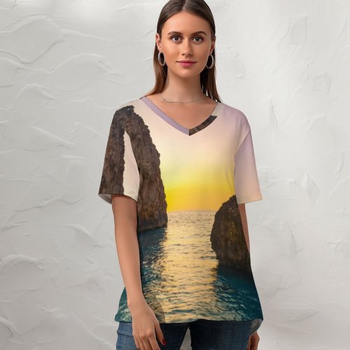 yanfind V Neck T-shirt for Women Lowe Rehnberg Milos Beach Greece Lefkada Island Lone Rock Sunset Clear Sky Summer Top  Short Sleeve Casual Loose