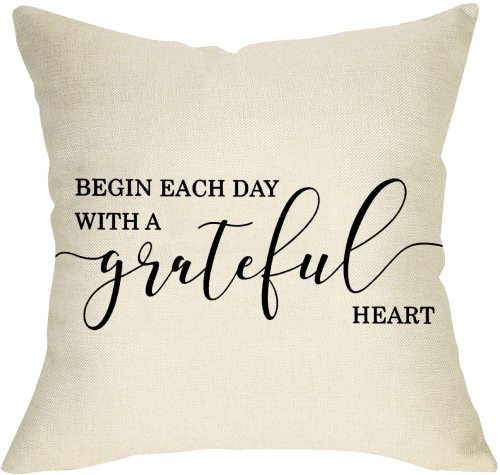 Yanfind Decorative Throw Pillow Cover Begin Each Day with a Grateful Heart Quotes, Rustic Farmhouse Cushion Case Thankful Decor Home Positive Decorations Square Pillowcase 18 x 18 Inch Cotton Linen