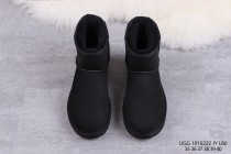 UGG 1016222 Classic Mini ll black ankle boots