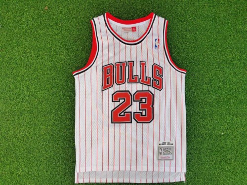 Chicago Bulls  Jordan 23 white  basketball jersey
