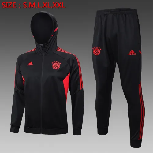 2324 Bayern Black