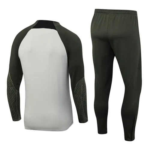 23/24 Barcelona training suit