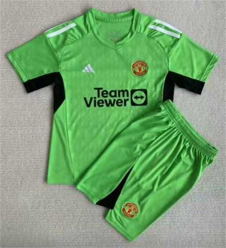 23/24 Manchester United Goalkeeper Adult Uniform