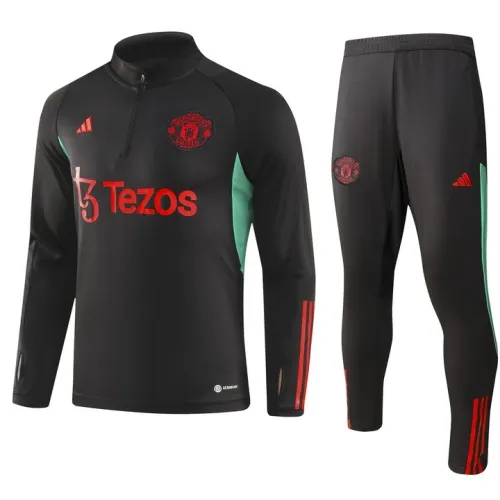 23/24 Manchester United training  suit
