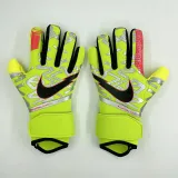 Adults - N10 Goalkeeper Gloves