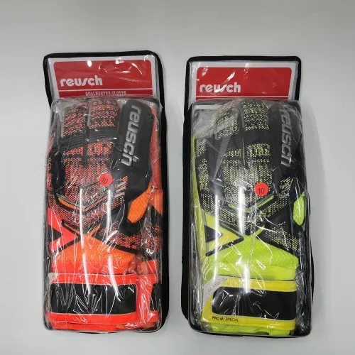 Adults - Reusch Goalkeeper Gloves Full Latex
