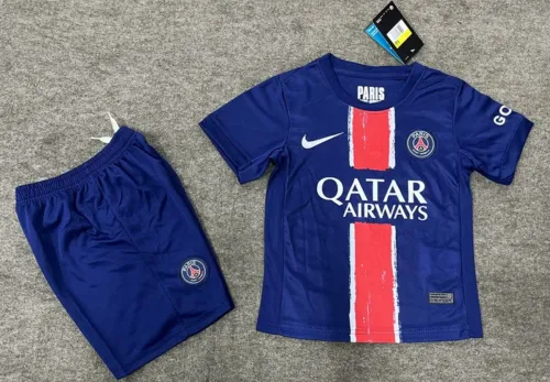 24/25 Paris Home Kids Kit