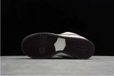 SB Dunk Low Pro Desert Sand Mahogany BQ6817-004