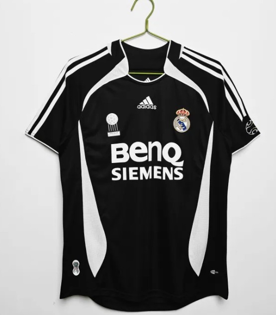 Retro 2006/07 Real Madrid Third Jersey