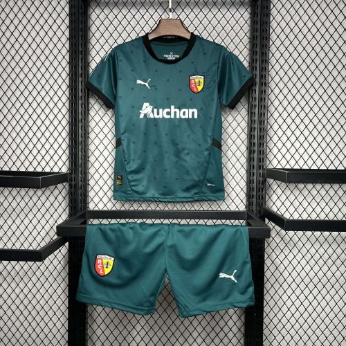 24/25 Lens Away Kids Kit