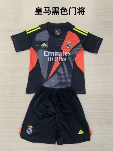 24/25 Real Madrid Goalkeeper Adult Uniform