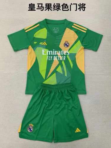 24/25 Real Madrid Goalkeeper Green kids kit