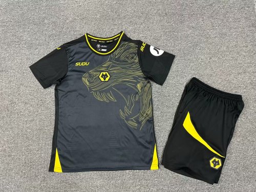 24/25 Wolves Away Kids Kit