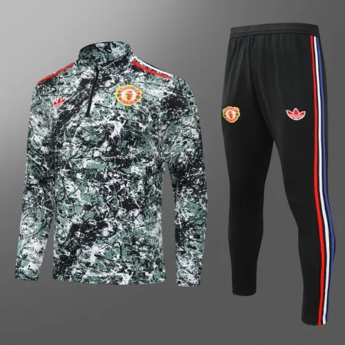 24/25 Manchester United Adult Tracksuits-Green