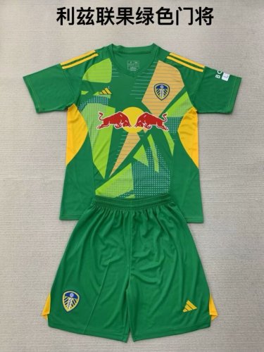 24/25 Leeds United Fruit Green Goalkeeper Kids Kit