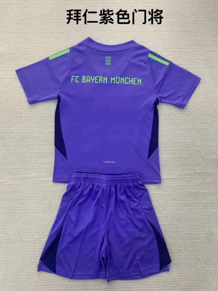 24/25 Bayern Munich Goalkeeper Adult Uniform