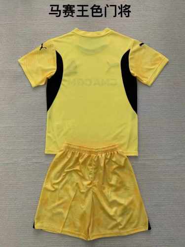 24/25 Marseille goalkeeper Kids Kit