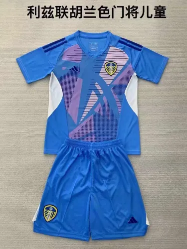 24/25 Leeds United  Goalkeeper Kids Kit