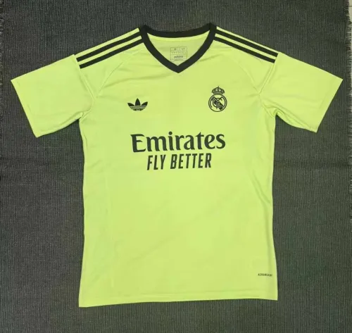 Fan Version | 24/25 Real Madrid Goalkeeper Jersey