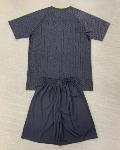 24/25 Everton Away Adult Uniform